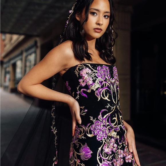 Lucia’s Sarto ♍️ long vail, red carpet, black floral purple wedding bridal bride